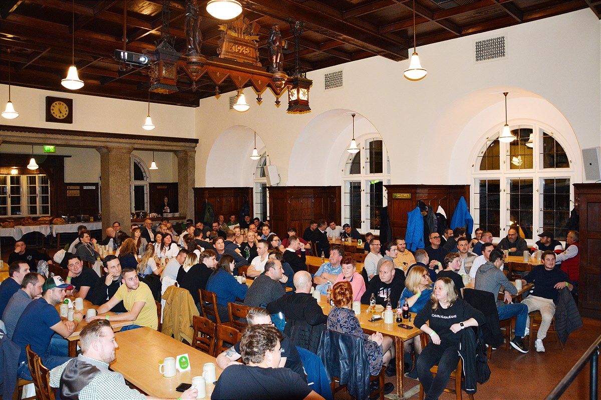 Rund 200 Personen fanden sich zum ALPENRIND-Dankesfest im Gambrinus-Saal ein