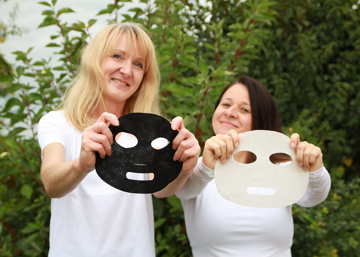 Nachhaltige Tuchmasken von Norafin Industries (Germany) GmbH und VEOCEL™